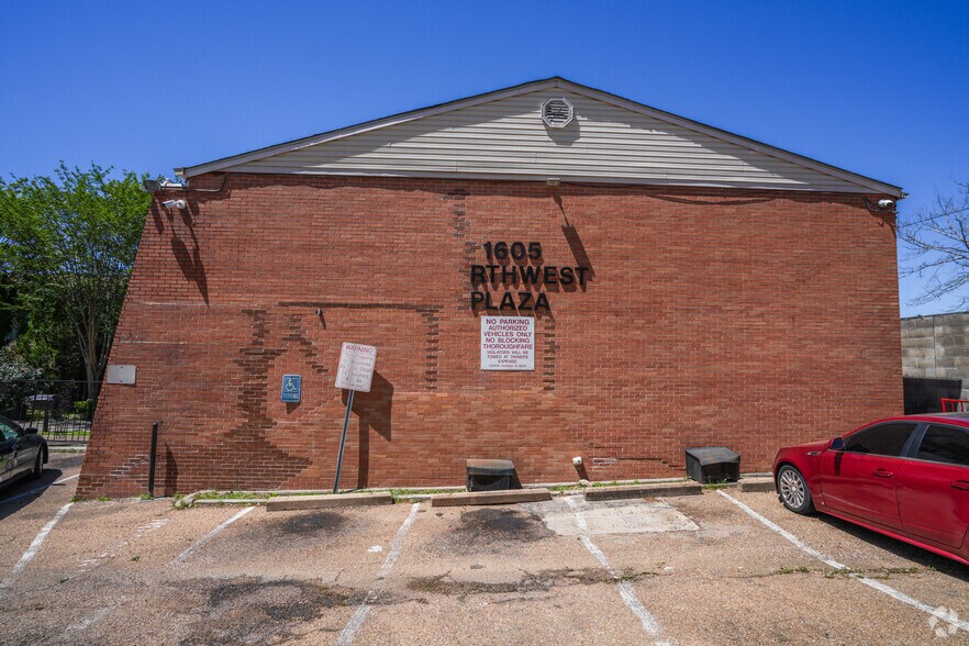 More Photos Of 333 Millsaps Ave, Jackson Apartments For Sale