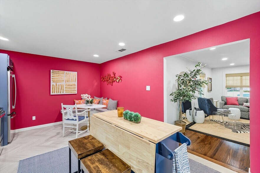 More Photos Of 3613 Washburn Ave, Fort Worth Loft Creative Space For Sale