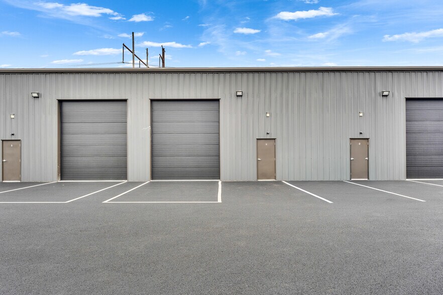 More Photos Of 2360 Plainfield Pike, Cranston Light Distribution For Lease