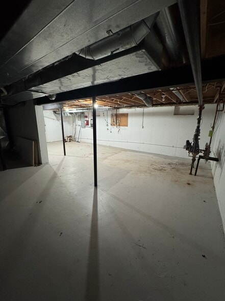 More Photos Of 5505 S Sheldon Rd, Canton Contractor Storage Yard For Lease