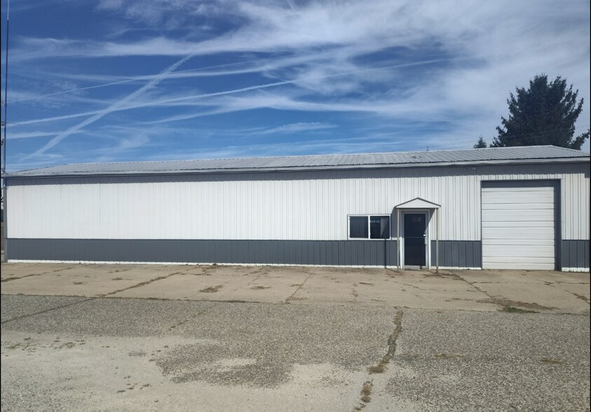 More Photos Of 69004 Klinger Lake Rd, Sturgis Office For Lease