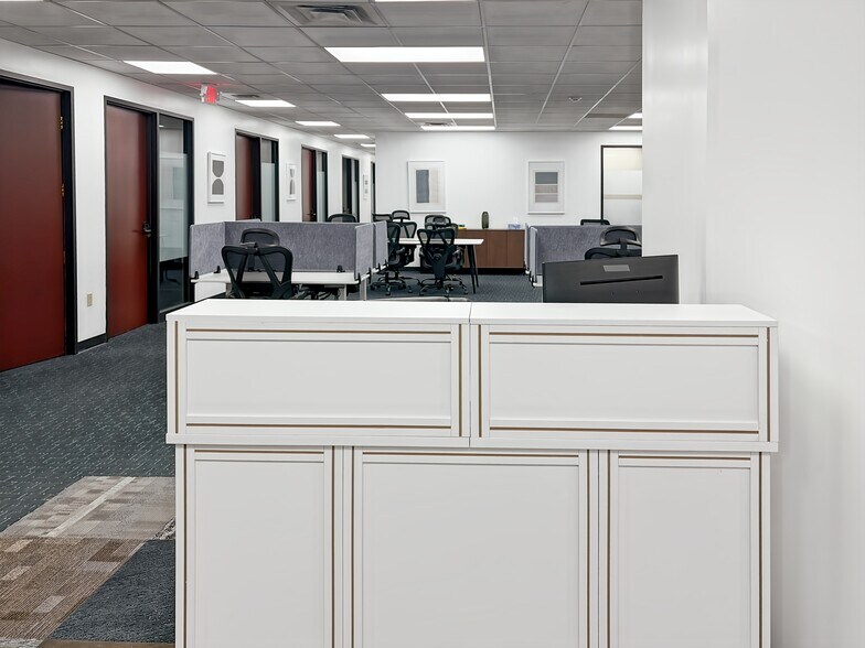 More Photos Of 100 S Main St, Greensburg Coworking Space