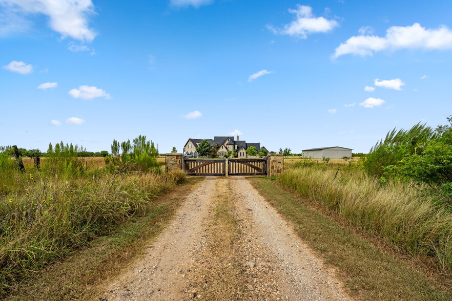 Primary Photo Of 2538 County Road 223, Floresville Land For Sale