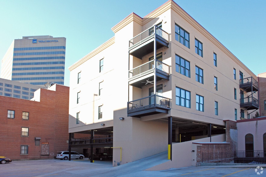 More Photos Of 1520 Main St, Columbia Storefront Retail Residential For Lease