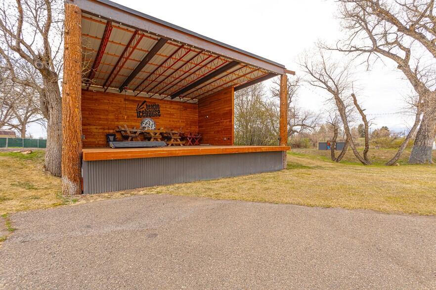 More Photos Of 1349 13th Ave SW, Great Falls Bar For Sale