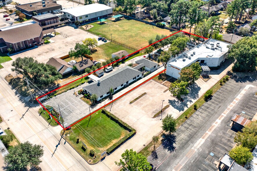 More Photos Of 17127 Red Oak Dr, Houston Flex For Sale