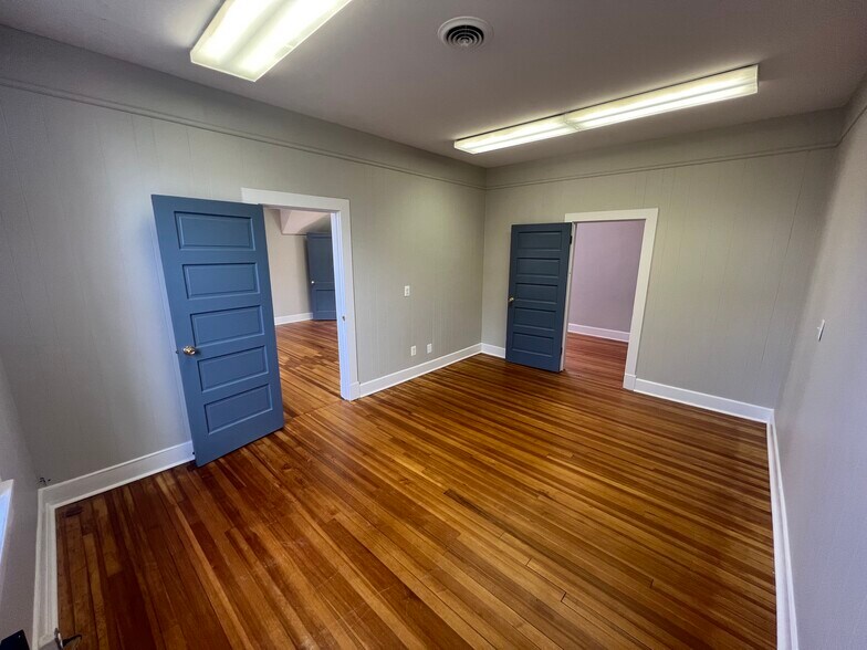 More Photos Of 1001 Charles St, Fredericksburg Loft Creative Space For Lease