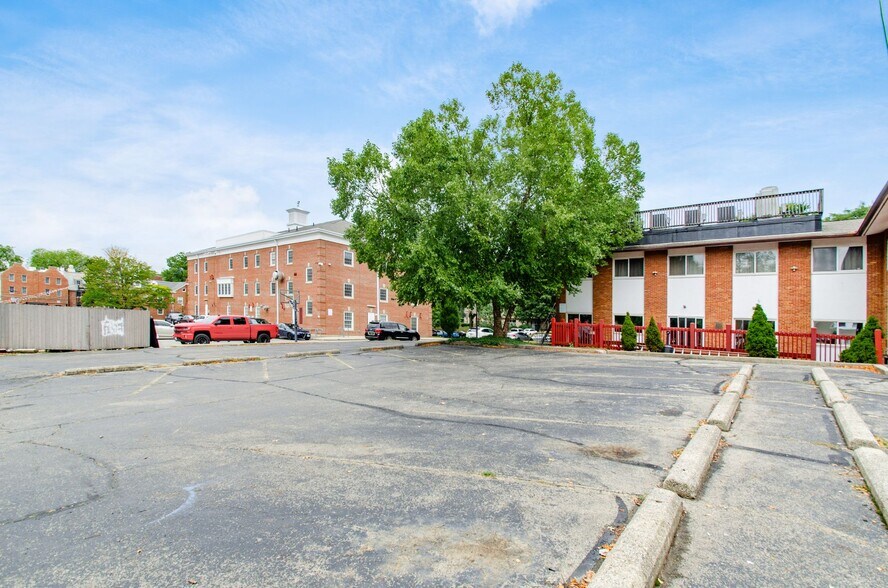 More Photos Of 191 E 15th Ave, Columbus Lodge Meeting Hall For Lease