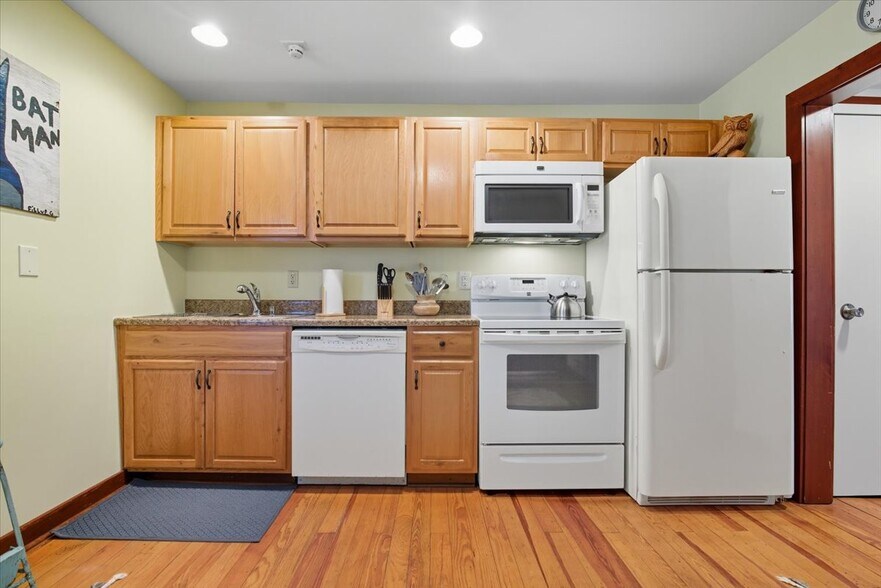 More Photos Of 221 Upper Swiftwater Rd, Cresco Apartments For Sale