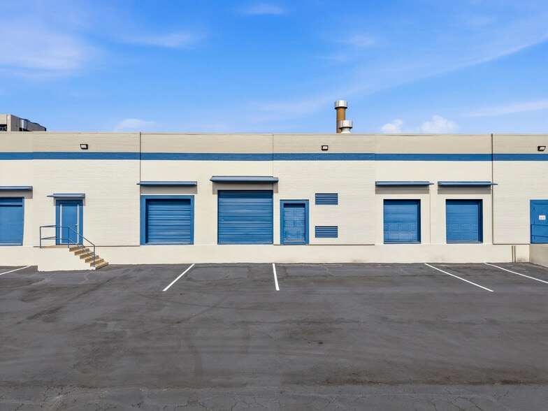 More Photos Of 4555-4585 Kingston St, Denver Warehouse For Lease