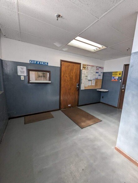 More Photos Of 1241 E Erie Ave, Philadelphia Warehouse For Lease