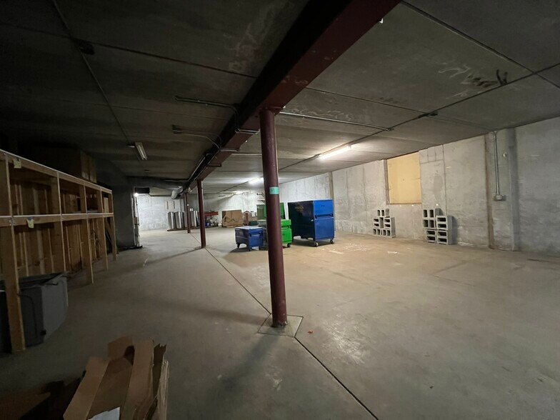 More Photos Of 3115 N Roemer Rd, Appleton Manufacturing For Lease