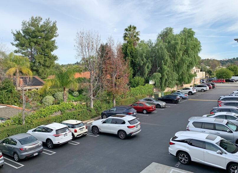 More Photos Of 19811 Colima Rd, Walnut Office For Lease