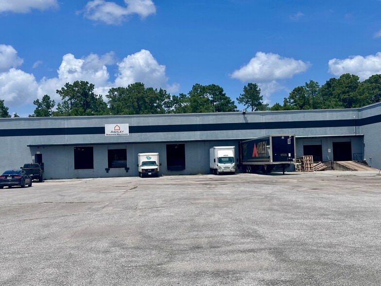 More Photos Of 6600 Tram Rd, Beaumont Warehouse For Lease