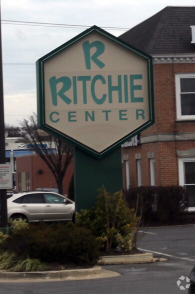 More Photos Of 785 Rockville Pike, Rockville General Retail For Lease