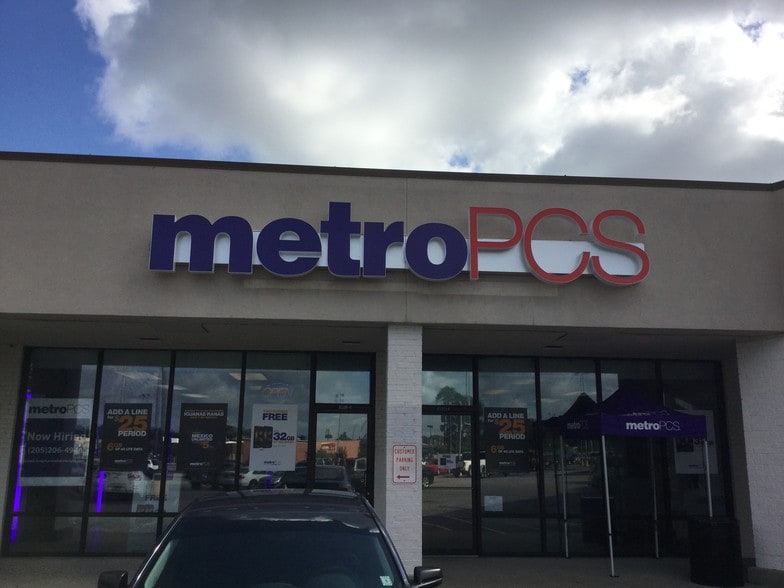 More Photos Of 8102 N Davis Hwy, Pensacola Unknown For Lease