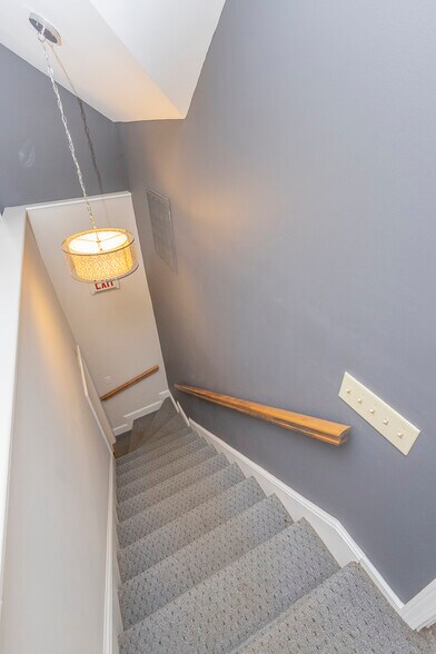 More Photos Of 2006 N Main St, Anderson Office For Sale