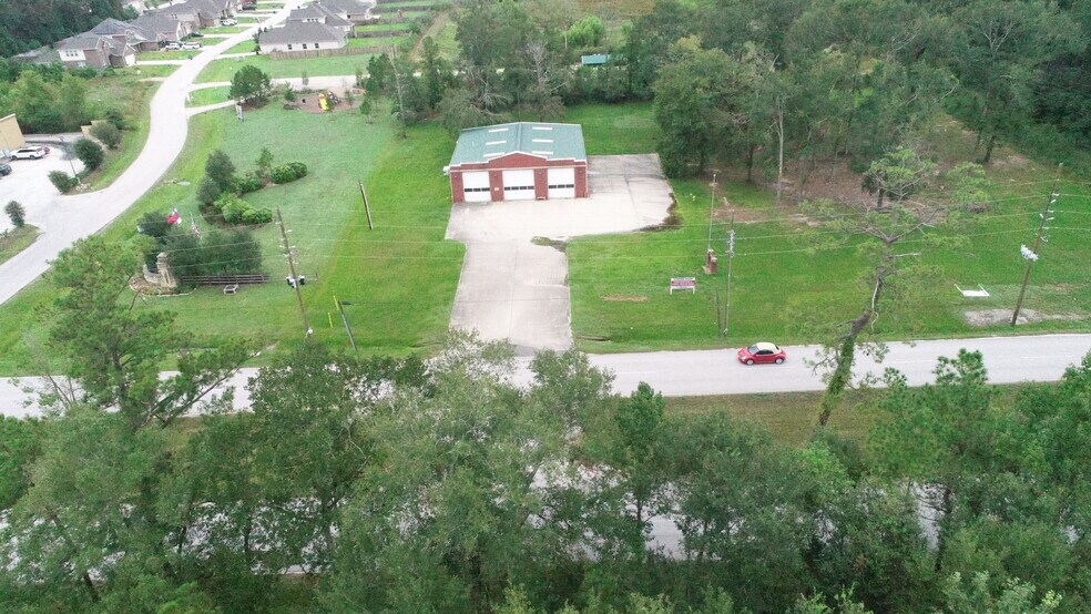 More Photos Of 585 Roman Forest Blvd, New Caney Freestanding For Sale
