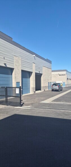More Photos Of 6440 S Jones Blvd, Las Vegas Self Storage For Sale