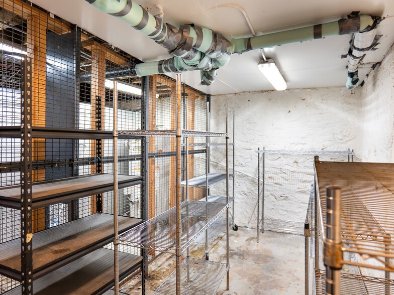 More Photos Of 362 W 23rd St, New York Apartments For Lease