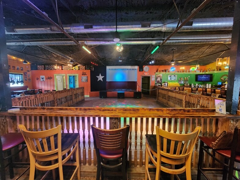 More Photos Of 3720 Highway 35, Fulton Restaurant For Sale