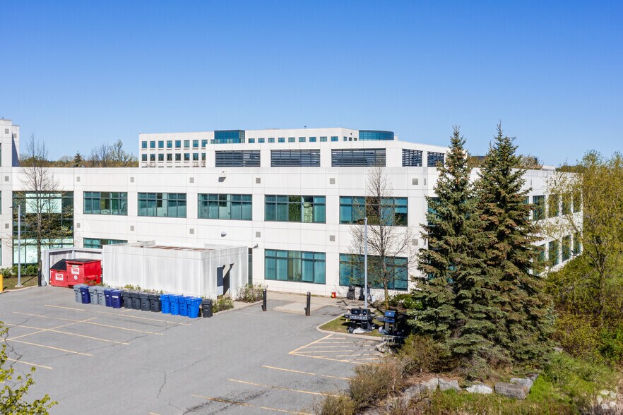 More Photos Of 1125 Innovation Dr, Ottawa Office For Lease