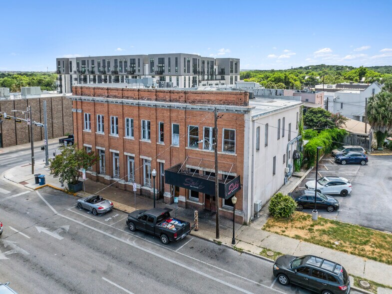 More Photos Of 100 W Hopkins St, San Marcos Storefront For Sale