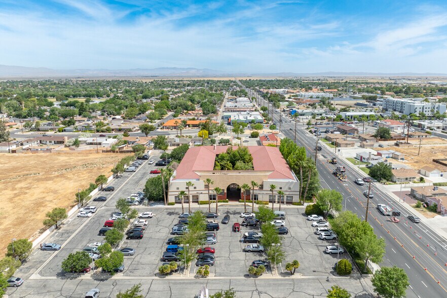 More Photos Of 44725 10th St W, Lancaster Medical For Sale