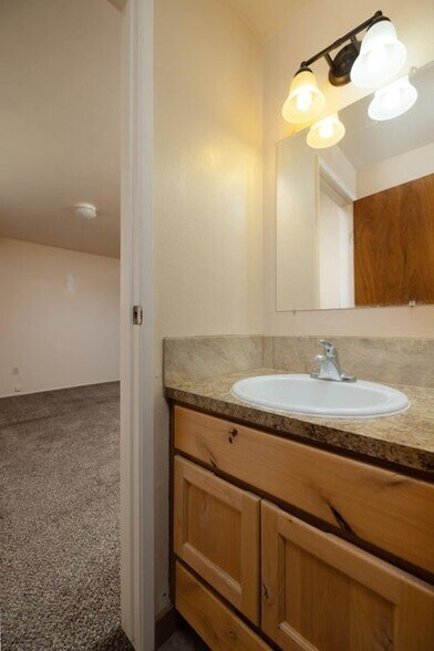 More Photos Of 61683 Daly Estates Dr, Bend Multifamily For Sale