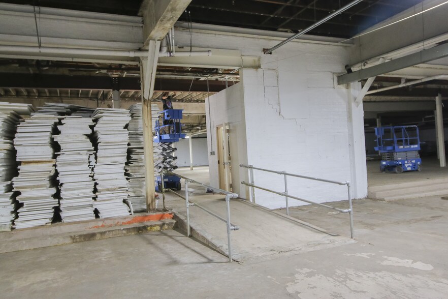 More Photos Of 1206 Route 130 N, Burlington Light Distribution For Lease