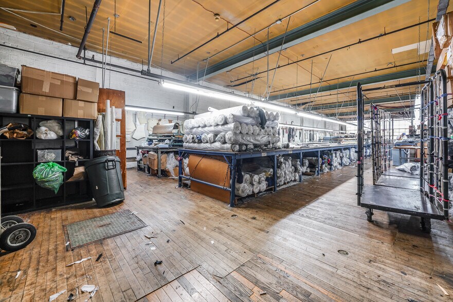 More Photos Of 560 55th St, West New York Manufacturing For Sale