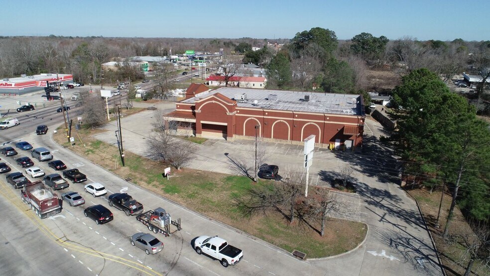 More Photos Of 9006 Greenwell Springs Rd, Baton Rouge Drugstore For Sale