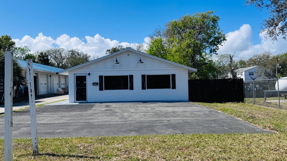 More Photos Of 1012 N Nova Rd, Daytona Beach Industrial For Sale