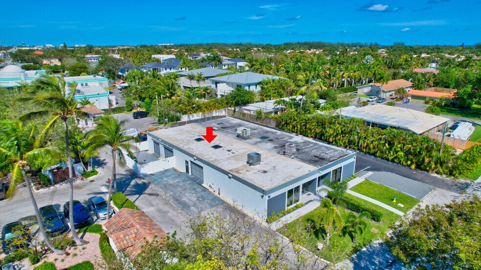 More Photos Of 705 Bond Way, Delray Beach Showroom For Sale