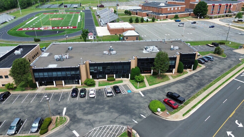 More Photos Of 8830-8854 Rixlew Ln, Manassas Flex For Lease