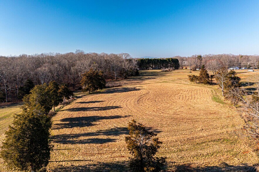 More Photos Of 1801 W Maiden Rd, Maiden Land For Sale