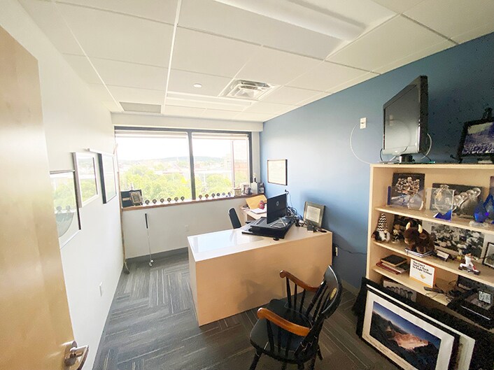 More Photos Of 650 Elm St, Manchester Office For Lease