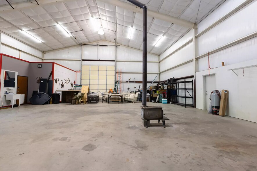 More Photos Of 10672 County Road 2450, Terrell Specialty For Sale