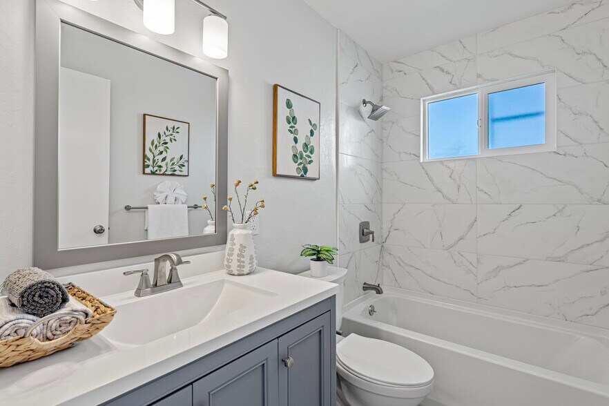 More Photos Of 4606 Cabrillo St, San Francisco Apartments For Sale