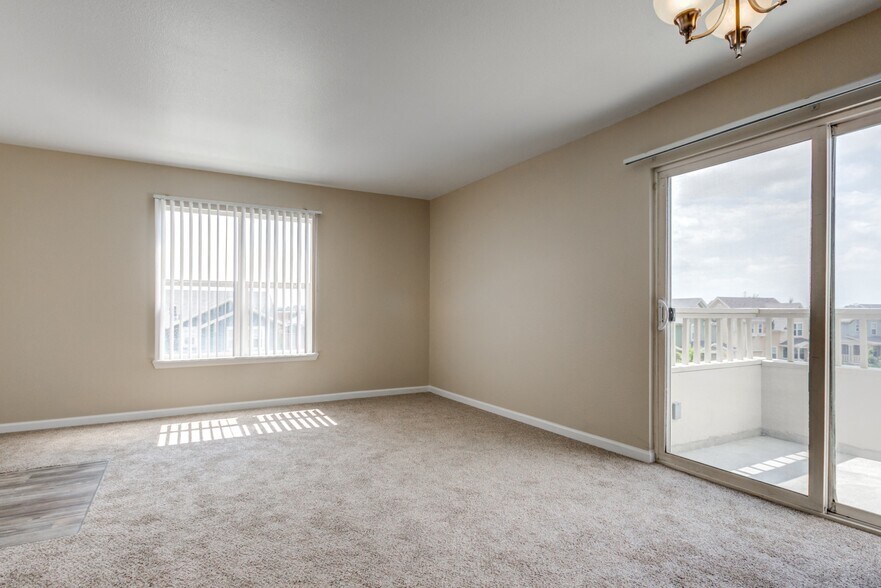 More Photos Of 10754 Belle Creek Blvd, Henderson Apartments For Lease