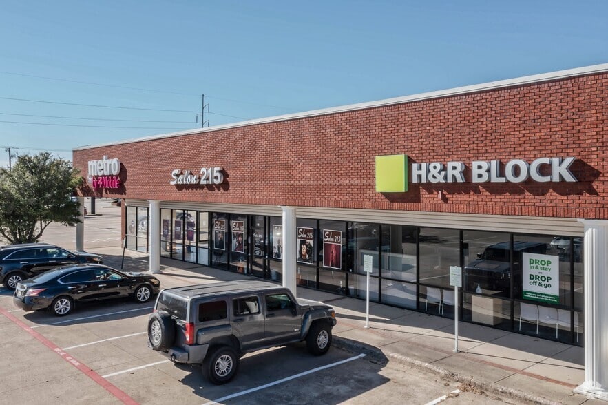 More Photos Of 211-215 W Camp Wisdom Rd, Duncanville Unknown For Lease