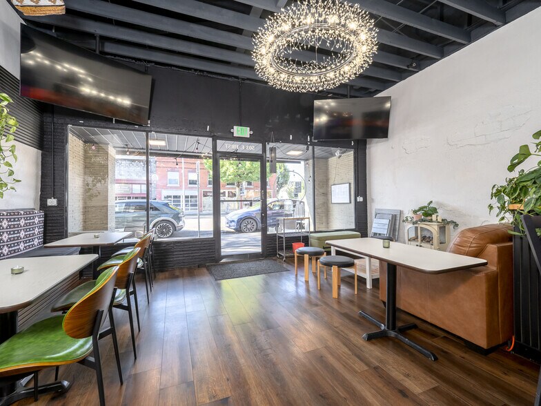 More Photos Of 503 E 1st St, Newberg Storefront For Sale