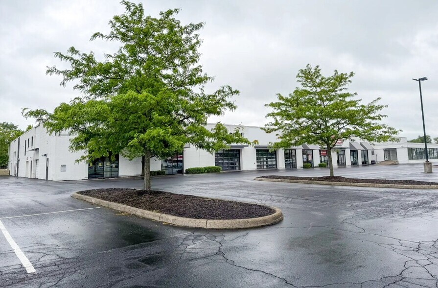 More Photos Of 5055 E Main St, Columbus Freestanding For Sale