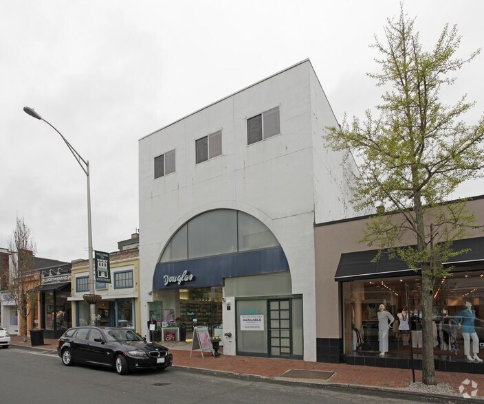 Primary Photo Of 57 Main St, Westport General Retail For Lease