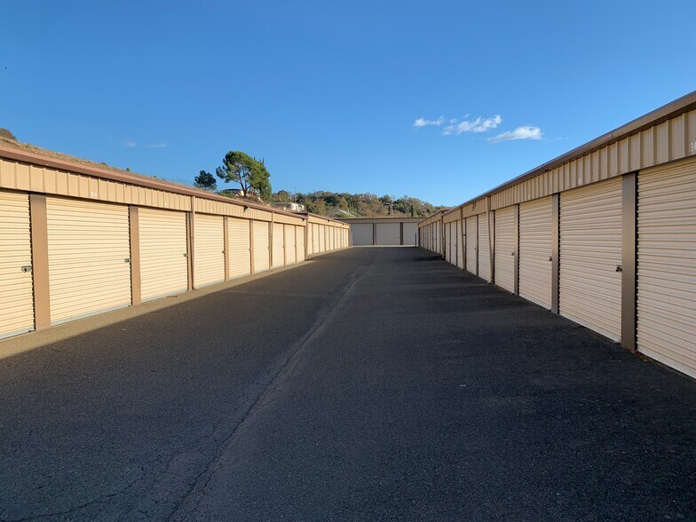 Primary Photo Of 2544 E State Hwy 20, Nice Self Storage For Sale