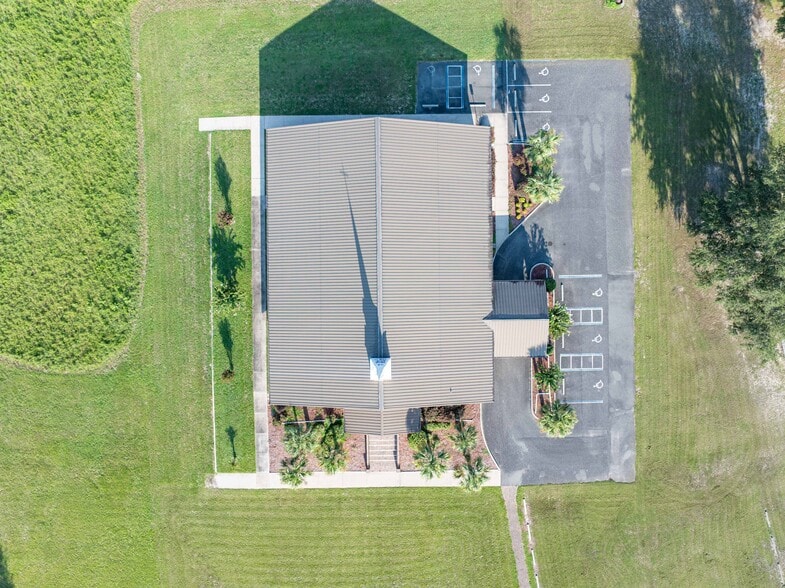 More Photos Of 5056 FL-47, Lake City Specialty For Sale