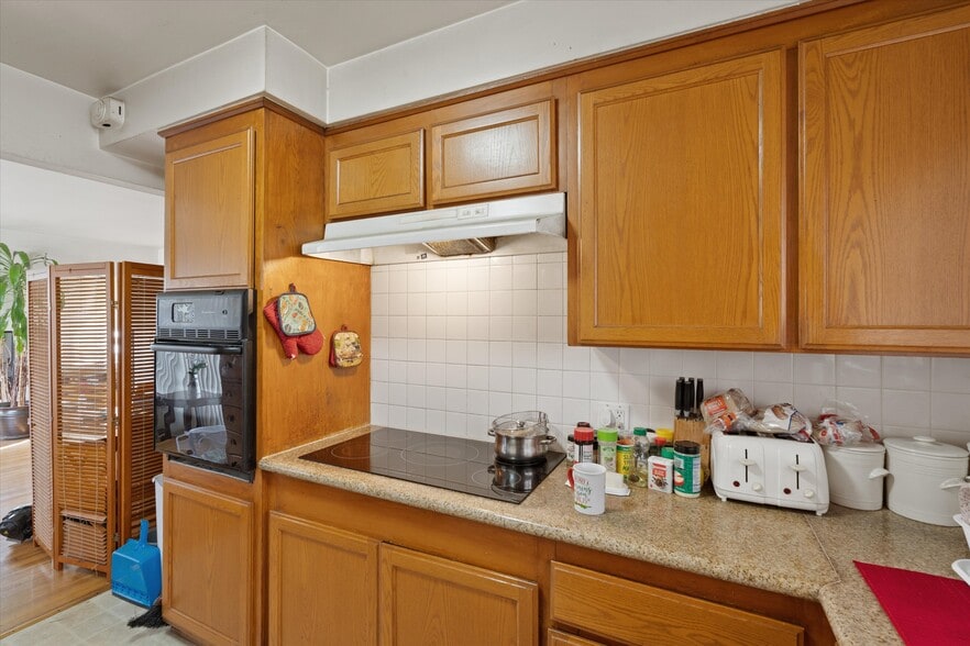 More Photos Of 3728 Redondo Beach Blvd, Torrance Apartments For Sale