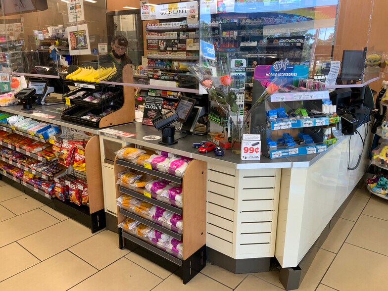 More Photos Of 3435 Minton Rd, West Melbourne Convenience Store For Sale