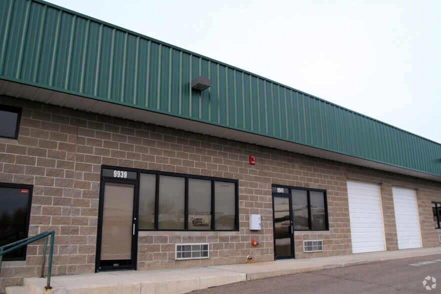 More Photos Of 9933-9961 Titan Park Cir, Littleton Distribution For Lease