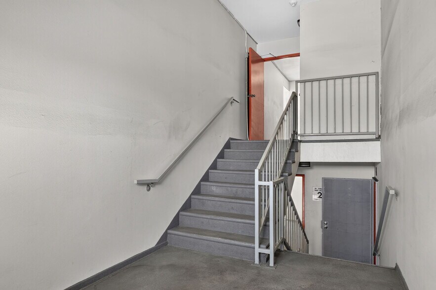 More Photos Of 313 N Alexandria Ave, Los Angeles Apartments For Sale